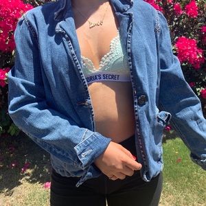 Authentic Denim jacket with side pockets